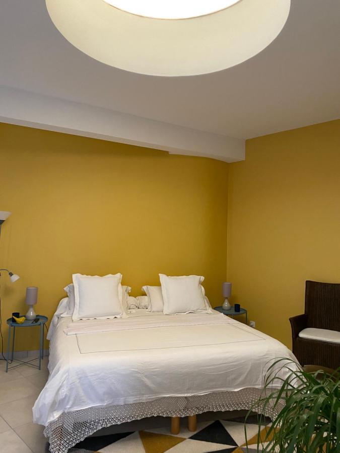 Le Charles VII Apartment Chinon Exterior photo